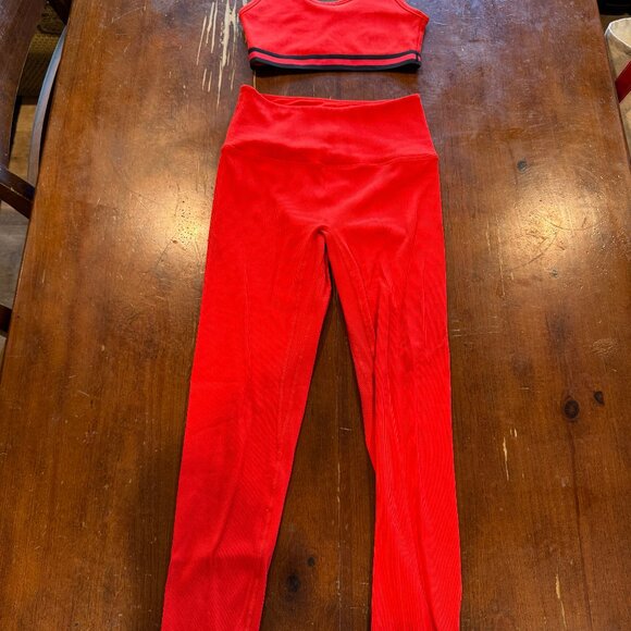 Solid and Striped Workout Set - Picture 2 of 4